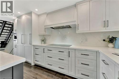 2136 Old Lakeshore Road Unit# 3, Burlington, ON - Indoor Photo Showing Kitchen