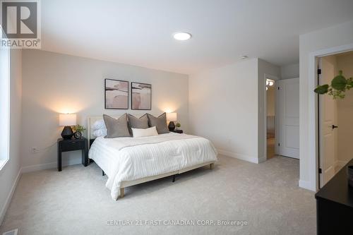 4273 Calhoun Way, London South (South V), ON - Indoor Photo Showing Bedroom