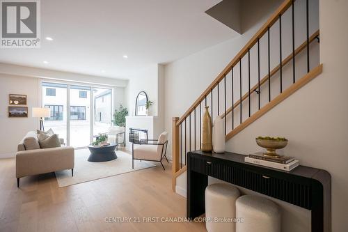 4273 Calhoun Way, London South (South V), ON - Indoor Photo Showing Other Room