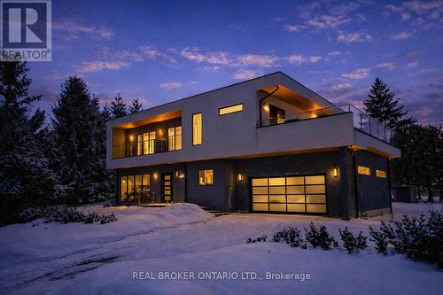 5010 BARBER STREET  Pickering, ON L1Y 1B4