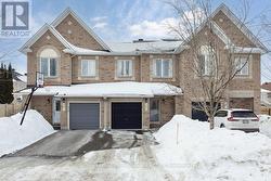 303 BRYARTON STREET  Ottawa, ON K1C 7R5