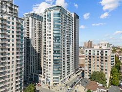 2009 - 195 BESSERER STREET  Ottawa, ON K1N 0B6