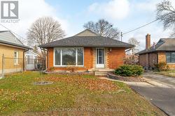 220 BRUCE STREET  Kitchener, ON N2B 1Z3