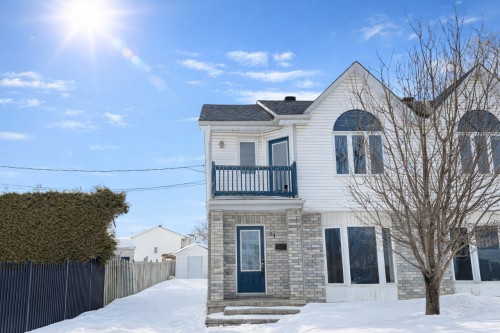 64 Rue McElroy  Gatineau (Gatineau), QC J8R 2T8