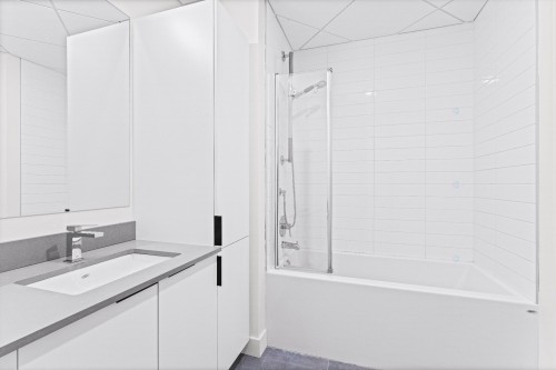 Bathroom - 812-60  - 70 Rue Wellington S., Sherbrooke (Les Nations), QC - Indoor Photo Showing Bathroom