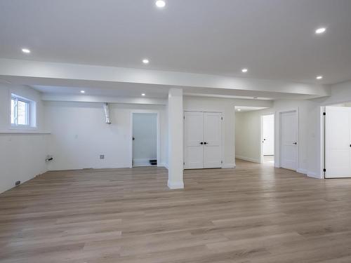 2365 15Th Side Rd., Thunder Bay, ON - Indoor