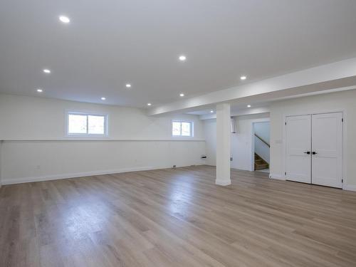 2365 15Th Side Rd., Thunder Bay, ON - Indoor