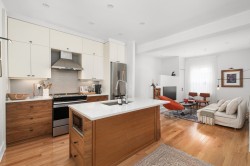2042  - 2044 Rue de Paris  Montréal (Le Sud-Ouest), QC H3K 1T8
