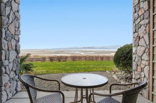 125/126C-181 Beachside Dr  Parksville, BC V9P 2H5