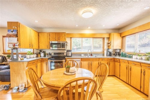 936 Walfred Rd, Langford, BC 