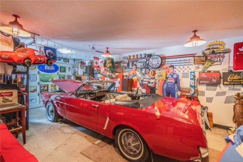 936 Walfred Rd, Langford, BC 