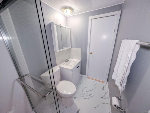 2191 Stadacona Dr, Comox, BC 