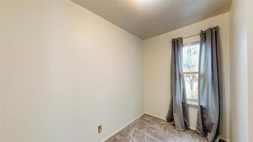 2113 Birch Street, Creston, BC - Indoor Photo Showing Other Room