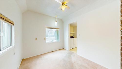 2113 Birch Street, Creston, BC - Indoor Photo Showing Other Room