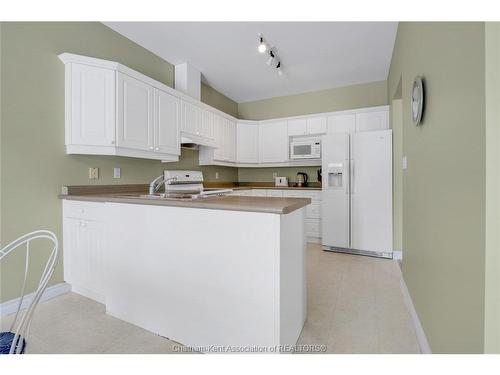 15 Home Place, Chatham, ON 