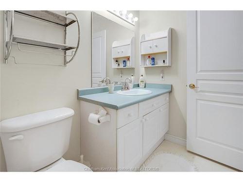 15 Home Place, Chatham, ON 