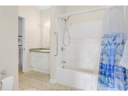 15 Home Place, Chatham, ON 