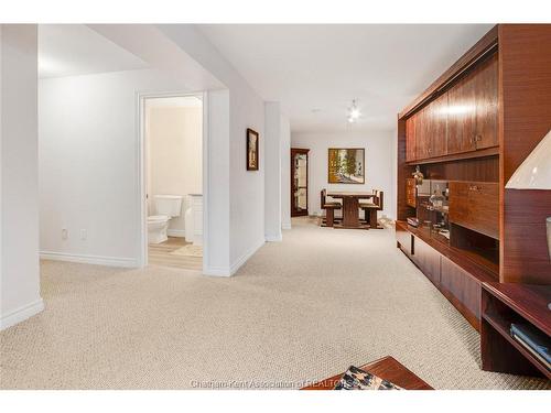 15 Home Place, Chatham, ON 