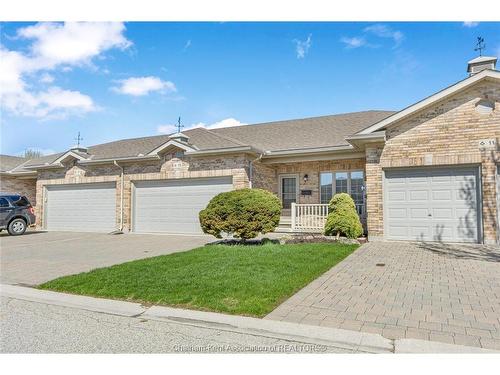 15 Home Place, Chatham, ON 