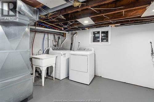 712 Brock, Windsor, ON - Indoor Photo Showing Laundry Room