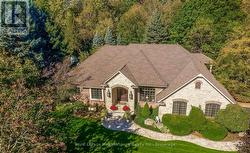 18 PARKSHORE PLACE  Hamilton (Carlisle), ON L0R 1H1