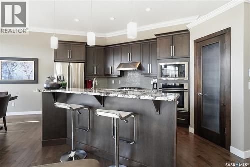 4506 Sandpiper Crescent E, Regina, SK - Indoor Photo Showing Kitchen With Upgraded Kitchen