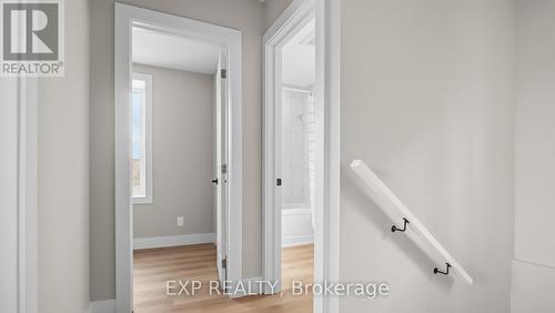 491 Upper Wentworth Street, Hamilton, ON - Indoor Photo Showing Other Room