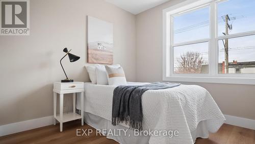 491 Upper Wentworth Street, Hamilton, ON - Indoor Photo Showing Bedroom