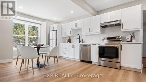 491 Upper Wentworth Street, Hamilton, ON - Indoor Photo Showing Kitchen