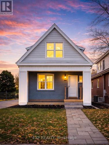 491 Upper Wentworth Street, Hamilton, ON - Outdoor