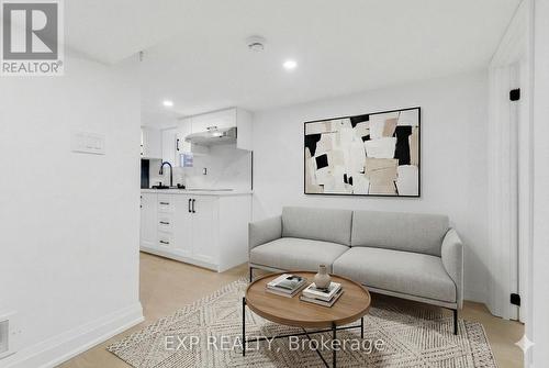 64 Lancaster Street E, Kitchener, ON - Indoor Photo Showing Living Room