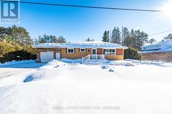 115 LORNE PLACE  Laurentian Hills, ON K0J 1P0