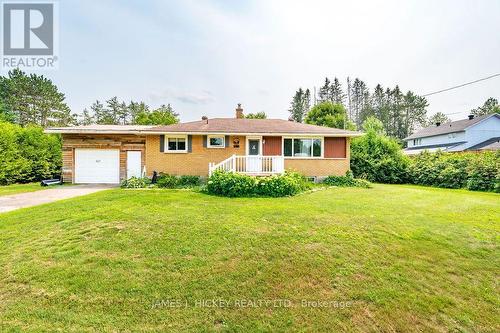 115 LORNE PLACE  Laurentian Hills, ON K0J 1P0