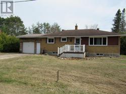 115 LORNE PLACE Laurentian Hills, ON K0J 1P0