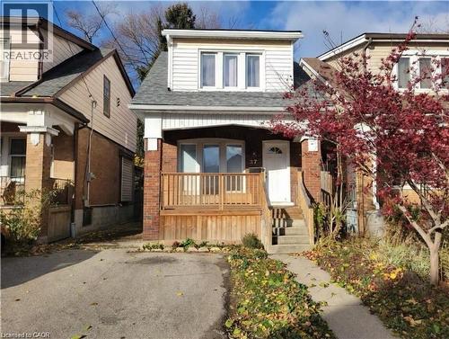 27 Belmont Avenue, Hamilton, ON - Outdoor