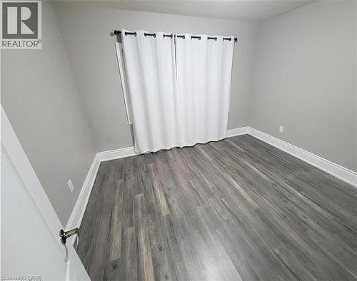 27 Belmont Avenue, Hamilton, ON - Indoor Photo Showing Other Room