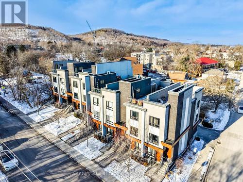 8 - 39 ROBINSON STREET N  Grimsby (Grimsby East), ON L3M 3C9