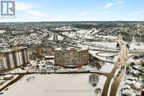 You never have to leave home! - 502 - 7 Gale Crescent, St. Catharines (E. Chester), ON -  With View