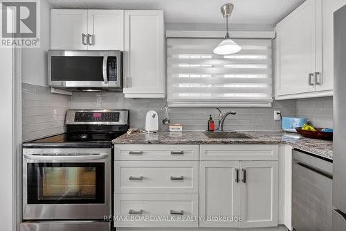 2462 Tupper Avenue, Ottawa, ON - Indoor Photo Showing Kitchen With Stainless Steel Kitchen With Upgraded Kitchen