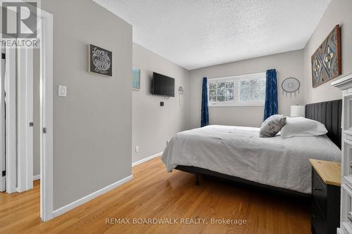 Primary bedroom - 2462 Tupper Avenue, Ottawa, ON - Indoor Photo Showing Bedroom