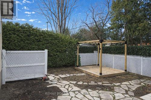 2462 Tupper Avenue, Ottawa, ON - Outdoor