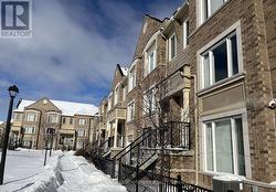 9 - 3135 BOXFORD CRESCENT  Mississauga, ON L5M 0X1