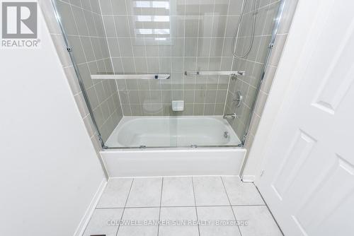 13 Travis Crescent, Brampton, ON - Indoor Photo Showing Bathroom