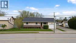 12 MAIN Street W Selkirk, ON N0A 1P0