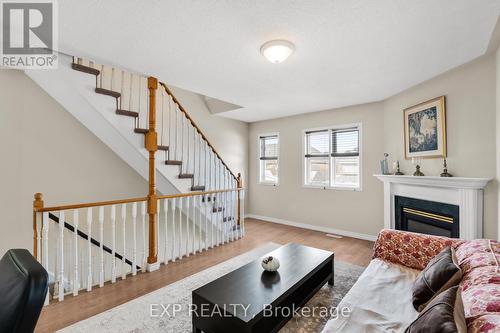 9039 Yonge Street, Richmond Hill, ON - Indoor Photo Showing Living Room With Fireplace
