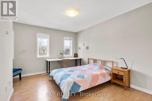 9039 Yonge Street, Richmond Hill, ON - Indoor Photo Showing Bedroom