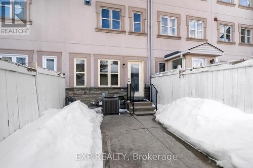 9039 Yonge Street, Richmond Hill, ON - Outdoor