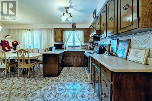 92 Skelton Boulevard, Brampton, ON - Indoor
