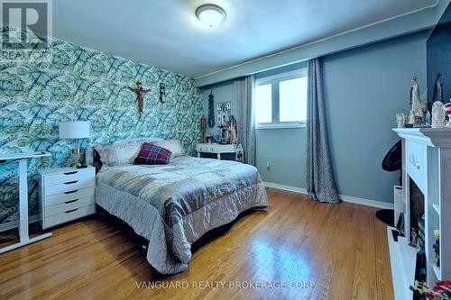 92 Skelton Boulevard, Brampton, ON - Indoor Photo Showing Bedroom