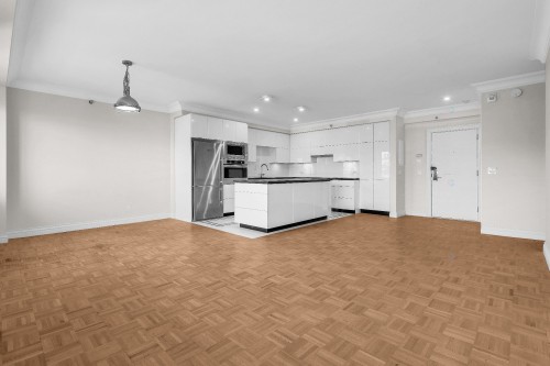 Kitchen - 406-250 Av. Clarke, Westmount, QC - Indoor Photo Showing Other Room